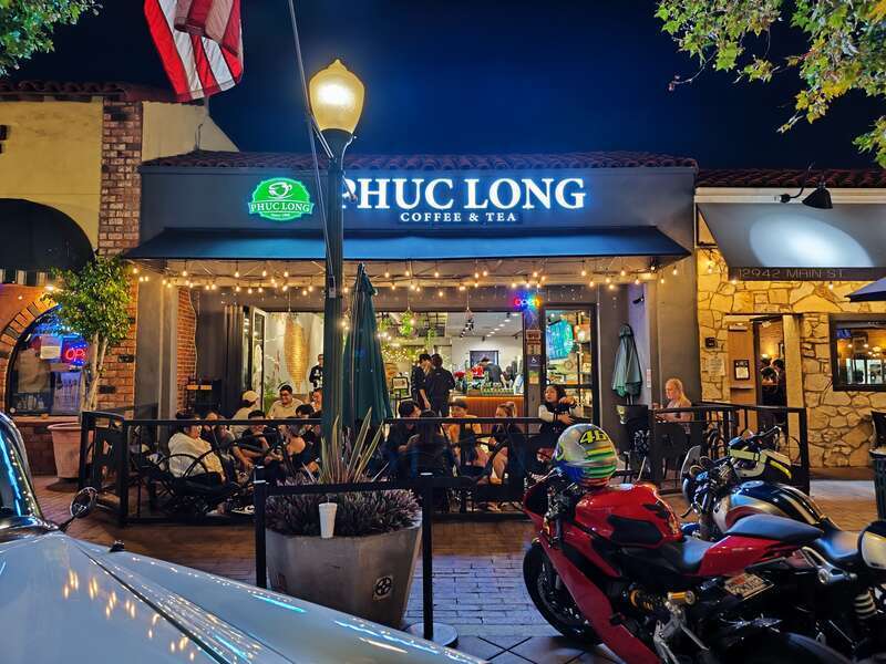Quán Phúc Long ở California, Hoa Kỳ