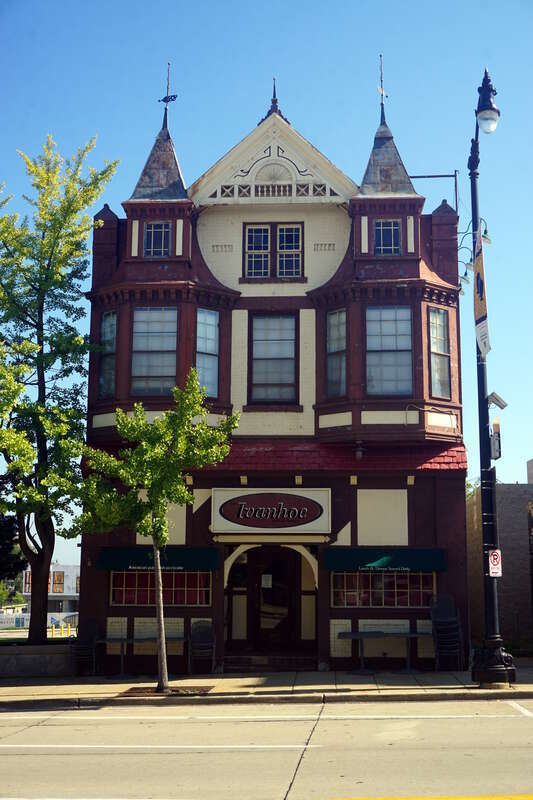 The Ivanhoe Pub &amp;amp; Eatery in Racine, Wisconsin (United States).