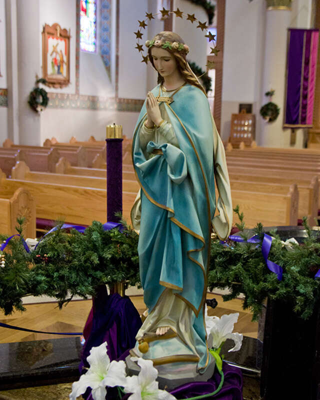 Small statue of Mary in the Santa Fe Cathedral