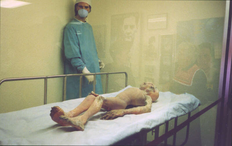 Alien corpse at the Roswell UFO Museum
