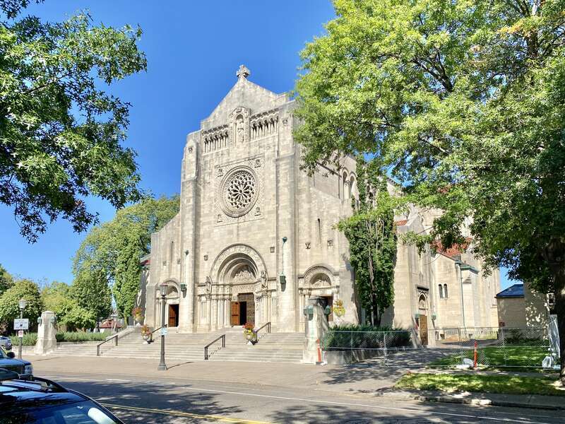 Built between 1919 and 1925 in the Romanesque Revival style, this church, originally known as St. Luke’s Catholic Church, was designed by John Theodore Comès and William Perry of the firm Comès, Perry and McMullen, as well as the Walter Butler Co.