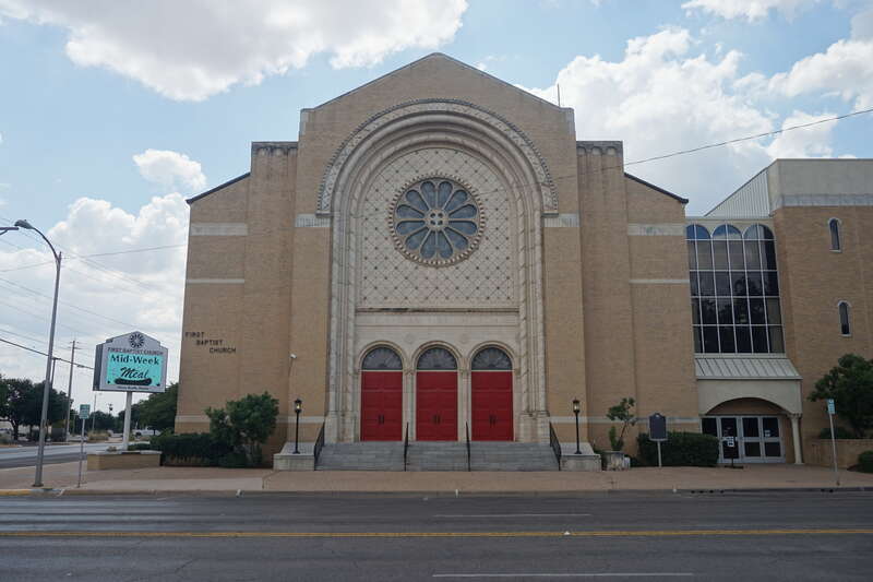 First Baptist Church in San Angelo, Texas (United States).