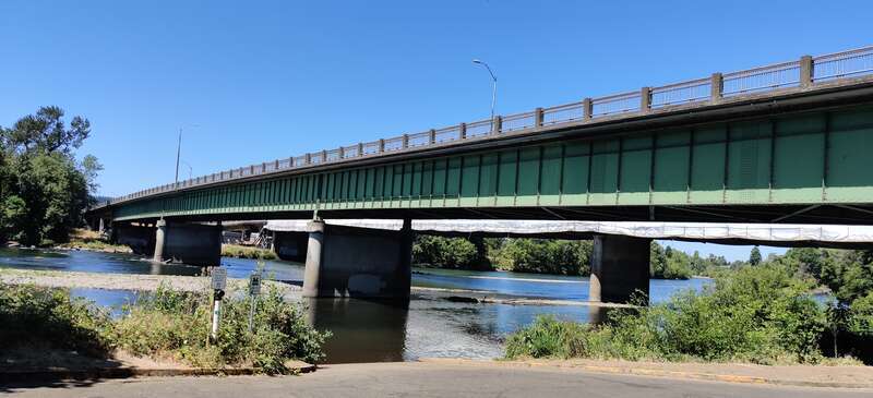A photo of the south span of the Springfield Bridge, taken from below.