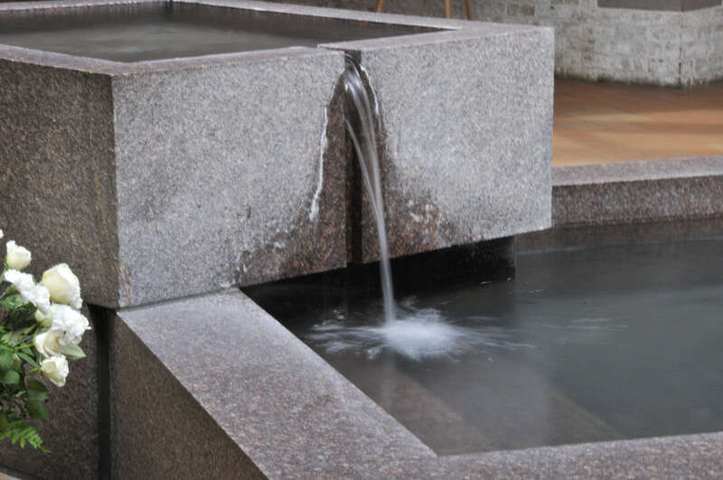 have a polarizer and extended shot to get the akhater water effect. bit blurry because did not have a tripod