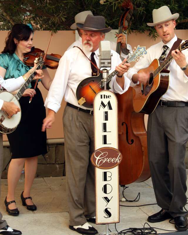 Please visit these wonderful people at 

www.SoKattywompus.com