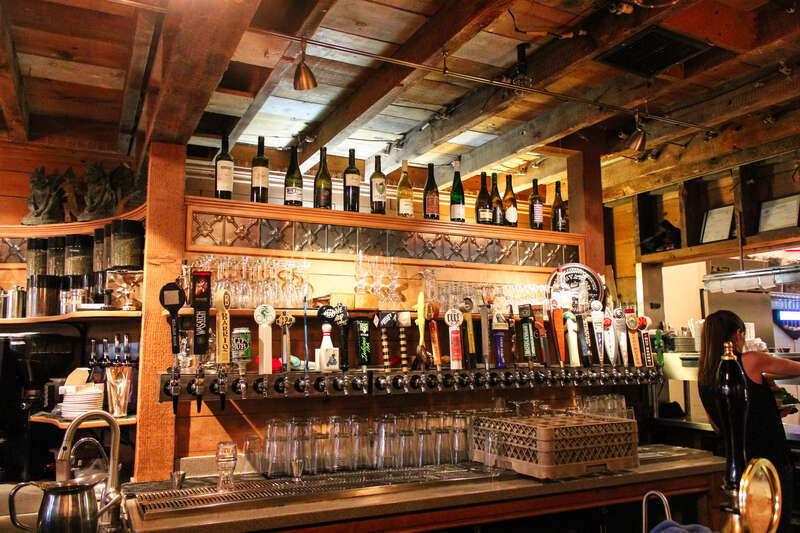 According to Taphunter, The Raven Café has about 30 beers on tap.