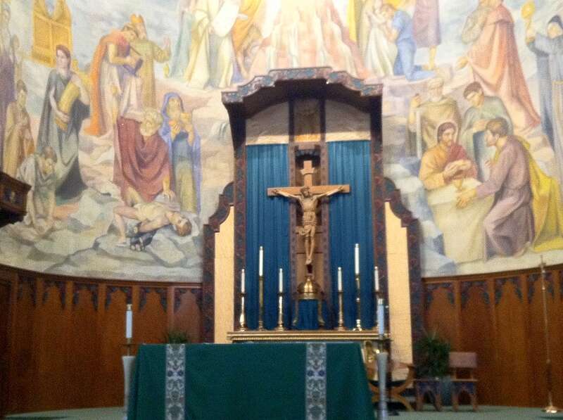 The Altar of Reno's St Thomas Aquinas Cathederal with Mural