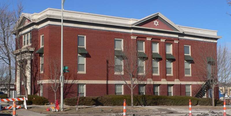 Tifereth Place Apartments, located at 344 S. 18th Street in Lincoln, Nebraska; seen from the southwest, across L Street.