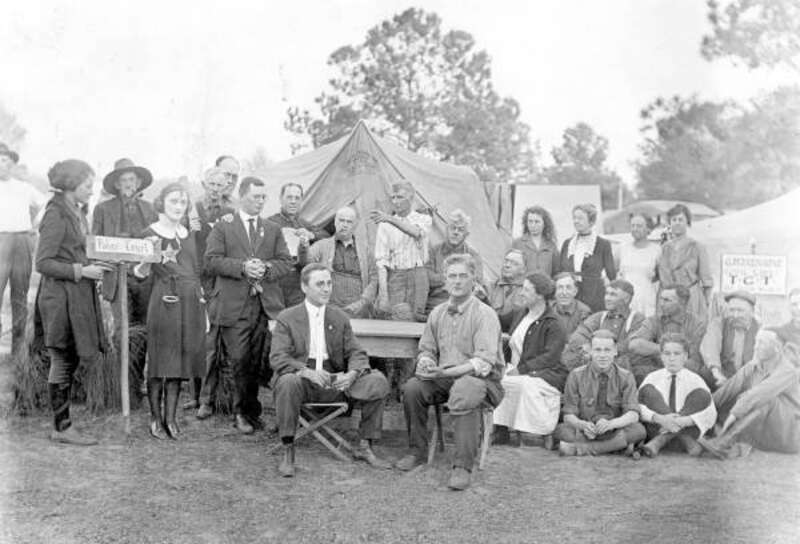 Local call number: PR01243
Title: Tin Can Tourists: Gainesville, Florida
Date: ca. 1921
General note: Man to the right of the table is Otho Granford Shoup. Woman next to him is Rose Elizabeth Shoup.
Physical descrip: 1 photoprint - b&amp;amp;w - 8 x 10