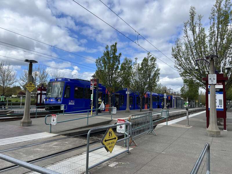 A Trimet MAX Type 2 LRV in Phase 4 (246)