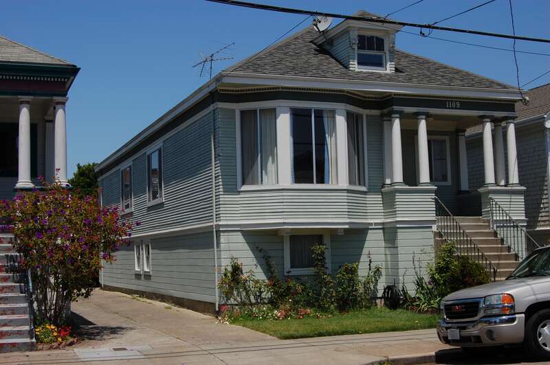 Built in 1907. 1109 Oak Street. Alameda, California, USA