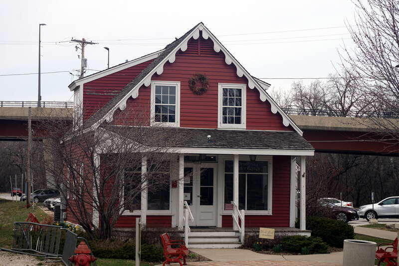 The Little Red Store in Wauwatosa, Wisconsin (United States).