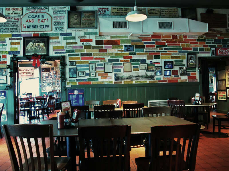 ..the place was filled with amusing quotes taken from the owner..