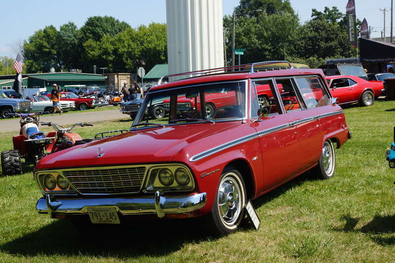 Gear-Head Get Together 
Show &amp;amp; Swap Meet
Maple Lake, Minnesota
August 2017


&amp;lt;a href=&quot;https://www.flickr.com/photos/greggjerdingen/collections/72157631550277505/&quot;&amp;gt;Click here for more car pictures at my Flickr site.&amp;lt;/a&amp;gt;   

  &amp;lt;a