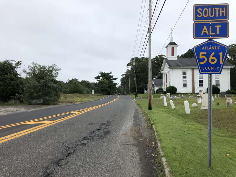 View south along Atlantic County Route 561 Alternate (Moss Mill Road) just south of U.S. Route 9 (New York Road) in Galloway Township, Atlantic County, New Jersey