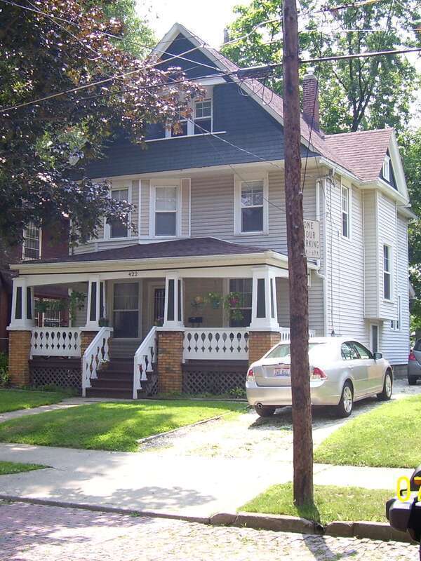 422 Woodland Ave