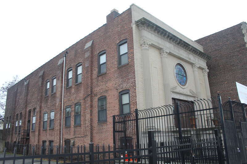 Congregation Ahavas Sholom, 145 Broadway, Newark, New Jersey.  Also houses the Jewish Museum of New Jersey.  Built in 1923 and listed on the National Register of Historic Places. Side view.