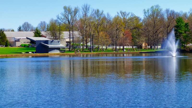 Allen Pond Park Apr 9, 2017, 9-026_edit