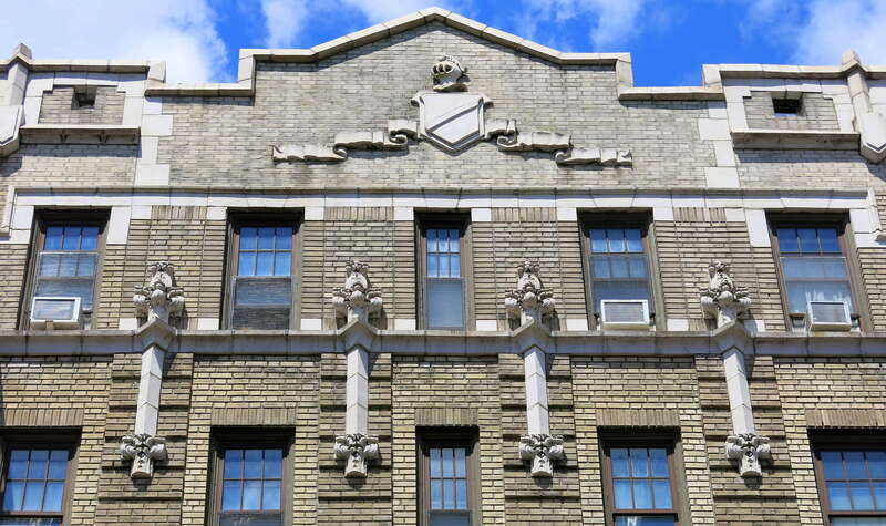 Apartment building (1914), 29 Charles Street, Greenwich Village, New York City