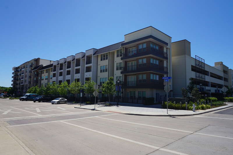 101 Center in Arlington, Texas (United States).