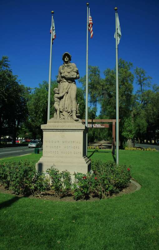 California Landmark No. 1028 Madonna of the Trail