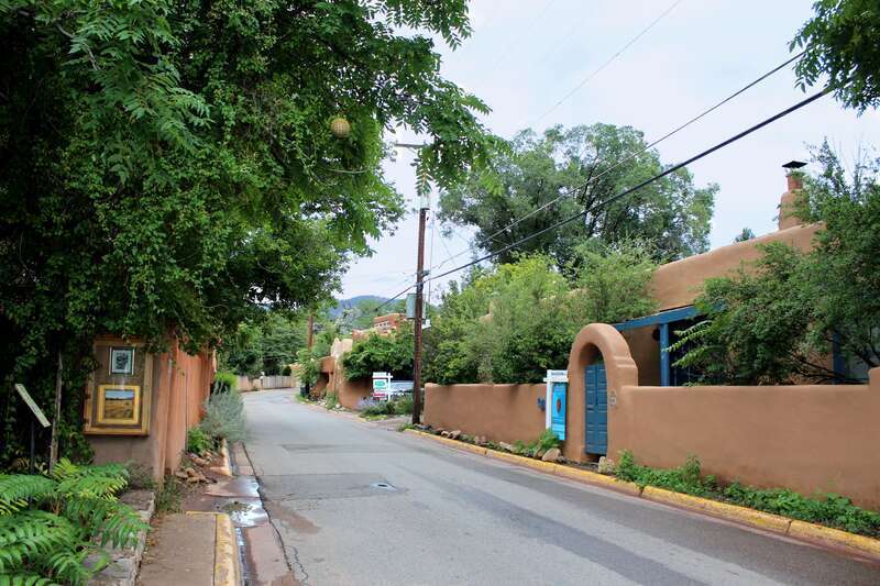 Canyon Road, Santa Fe, New Mexico, USA