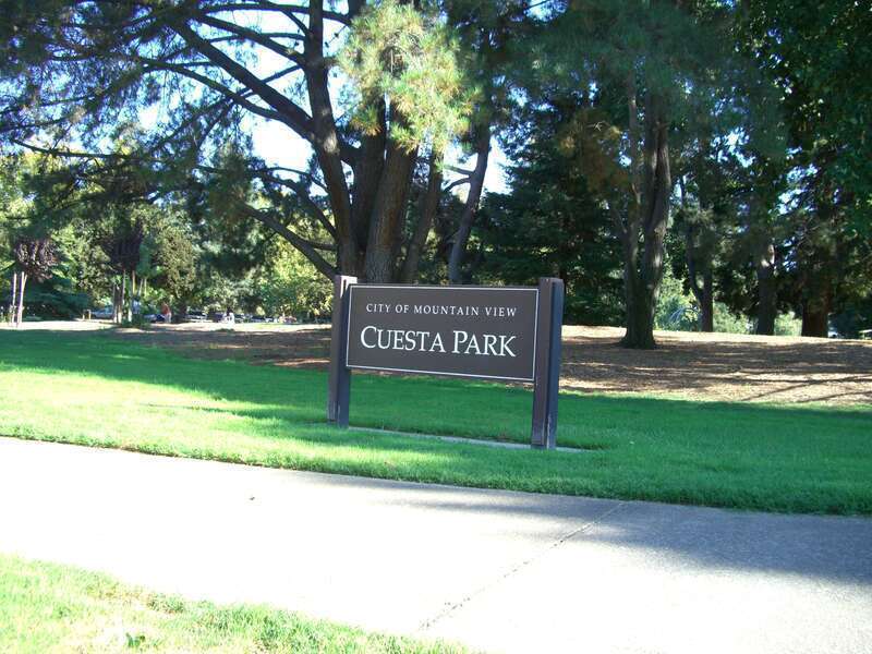 Cuesta Park entrance