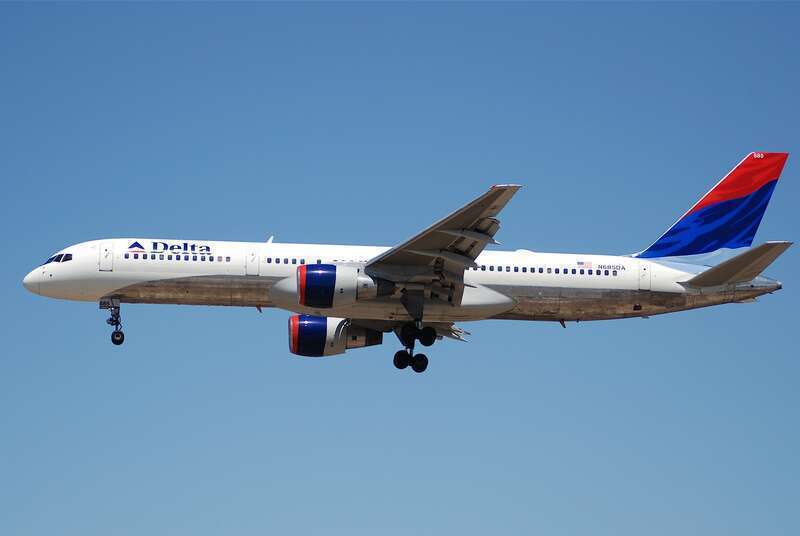 Delta Air Lines Boeing 757-232; N685DA@LAX;18.04.2007/463mw
