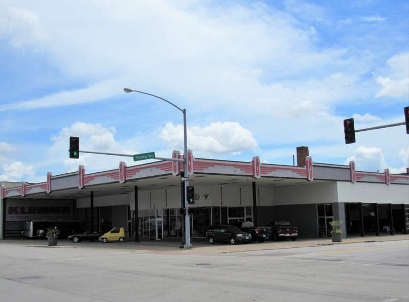 Former Firestone Service Center in the Davenport Motor Row and Industrial Historic District, Davenport, Iowa.