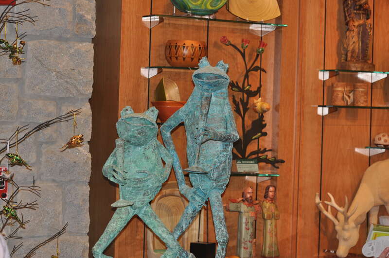 Frogs at Atlanta Botanical Garden Gift shop