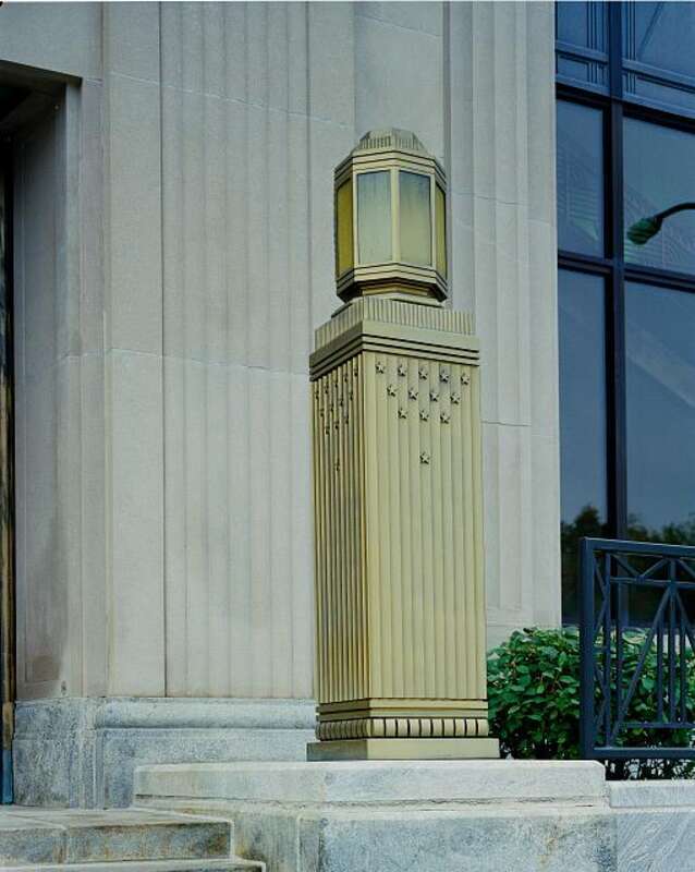 One of the lamps at the main entrance of the United States Courthouse in Sioux City, Iowa.
