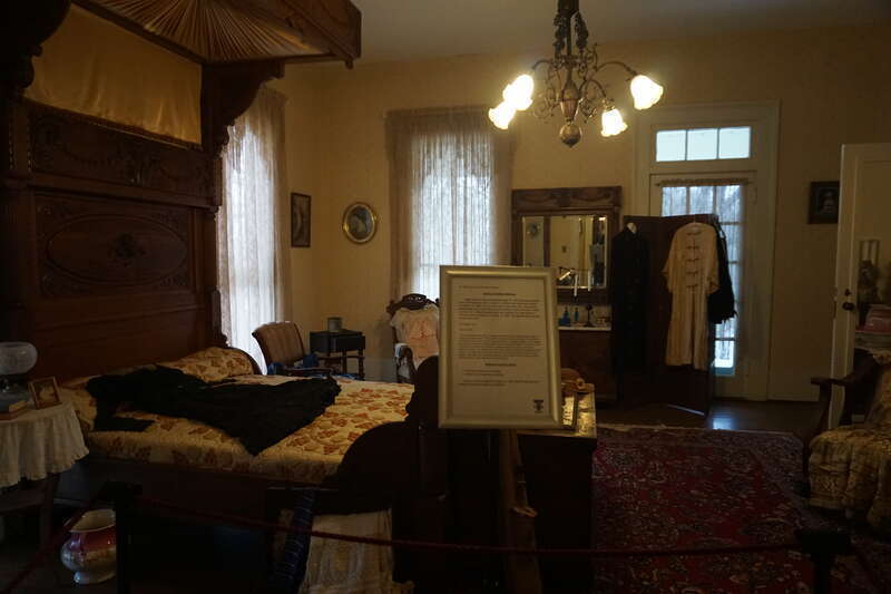 James and Sallie LeGrand's bedroom in the Goodman–LeGrand House in Tyler, Texas (United States).