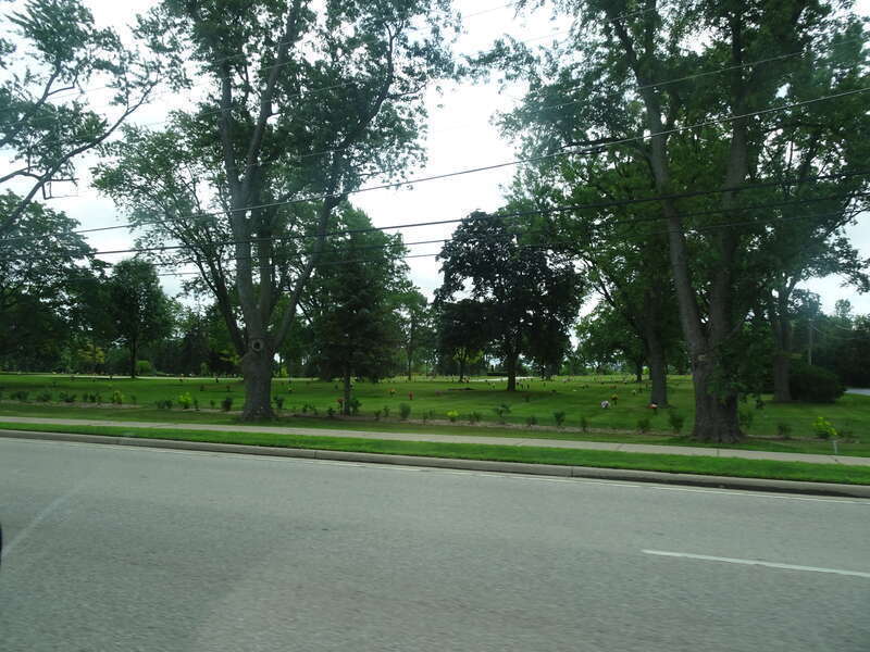 Highland Memorial Park