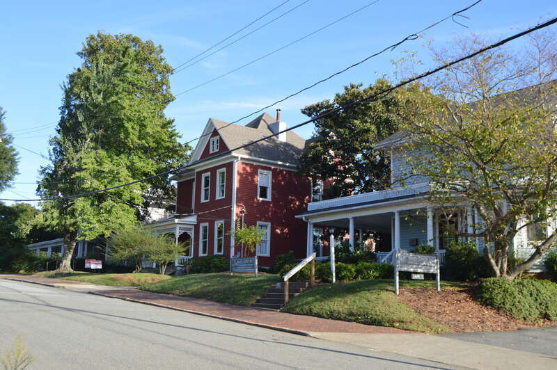 Houses on the southern side of the 600 block of Holly Avenue in Winston-Salem, North Carolina, United States.  This block is part of the Holly Avenue Historic District, a historic district that is listed on the National Register of Historic Places.