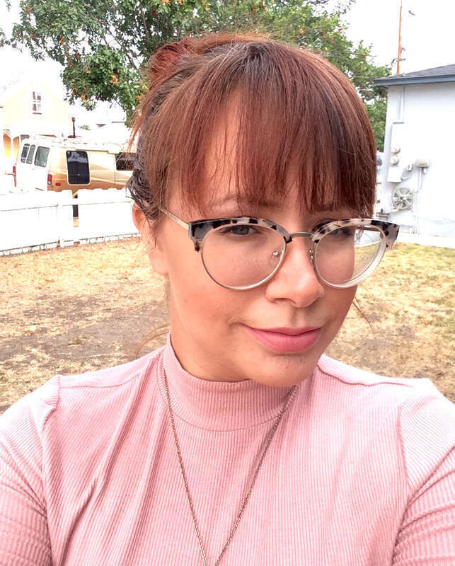 Deaf ASL writer for the ASL Wikipedia