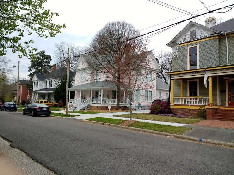 Houses on Reid Street, in the Reid Street-North Confederate Avenue Area Historic District in Rock Hill, South Carolina.