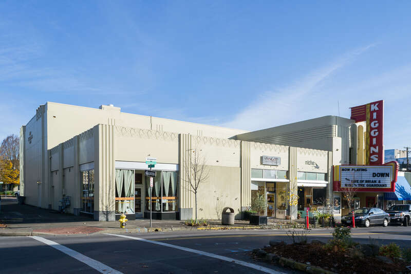 The Kiggins Theatre building in Vancouver, Washington