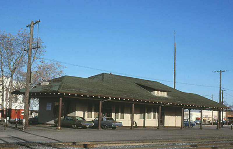 The then-unused Lodi station in February 1985