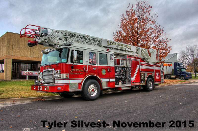 Louisburg, Kansas Fire Department's NEW 651 a 2015 Pierce Enforcer Ascendant 107' Ladder 1500gpm/500tank
Picture ID# 7847, 7848, 7849

HDR - High Dynamic Range