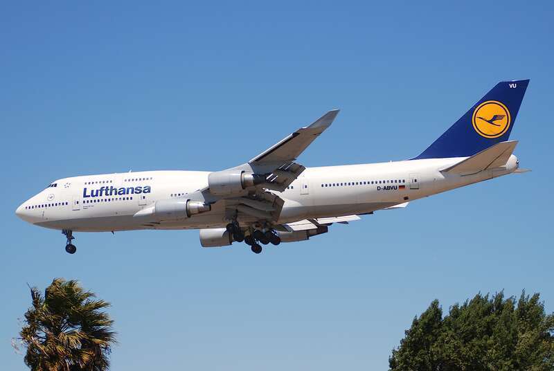 Lufthansa Boeing 747-430; D-ABVU@LAX;18.04.2007/463og