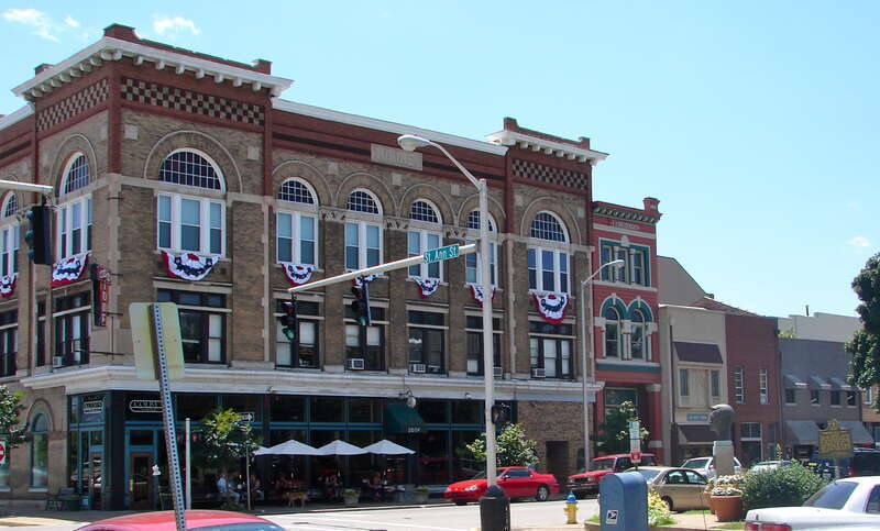 Corner of West 3rd and St. Ann Streets in Owensboro, Kentucky.  In a NRHP Historic District