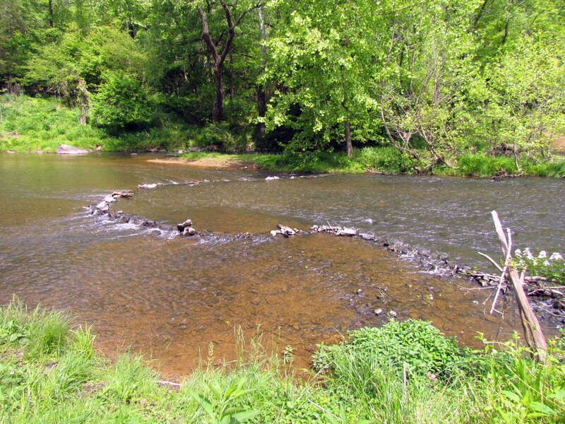 Durham school outing to Eno River SP
Durham school outing to Eno River SP

Eno River State Park, North Carolina, US.
