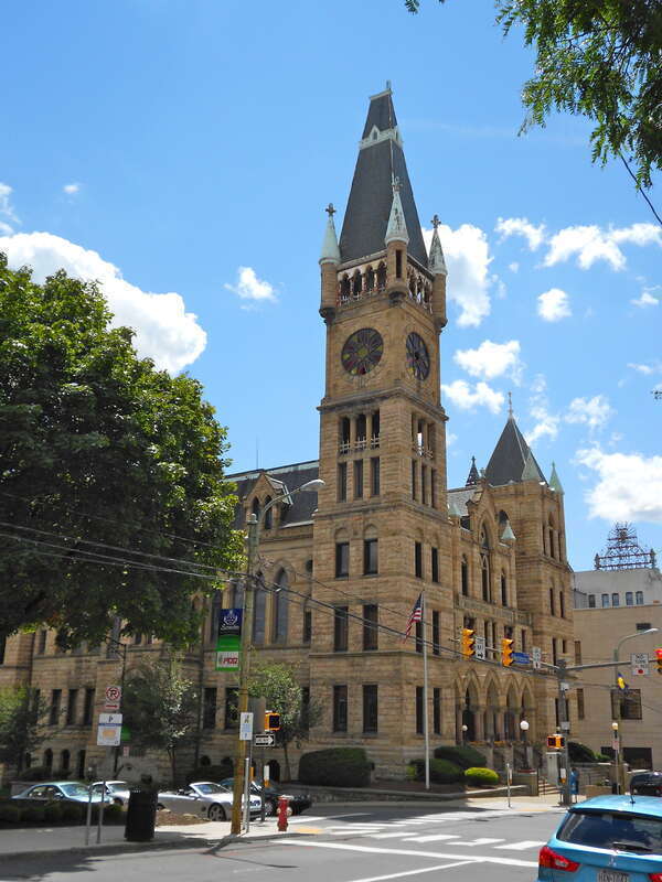 Municipal Building and Central Fire Station, 340, listed on the NRHP on 
September 11, 1981. At North Washington Avenue and 518 Mulberry Street, Scranton, Lackawanna County, Pennsylvania.