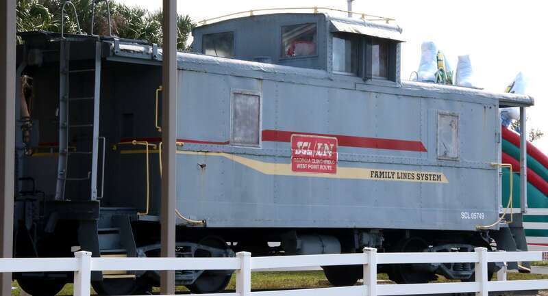 This excellent small museum boasts a 2-mile long 10&quot; gauge miniature railway ride, some lovely historic layouts in O, S and HO gauges and an historic Floridan locomotive on display.
At Railroad Museum of South Florida, Lakes Regional Park, Fort