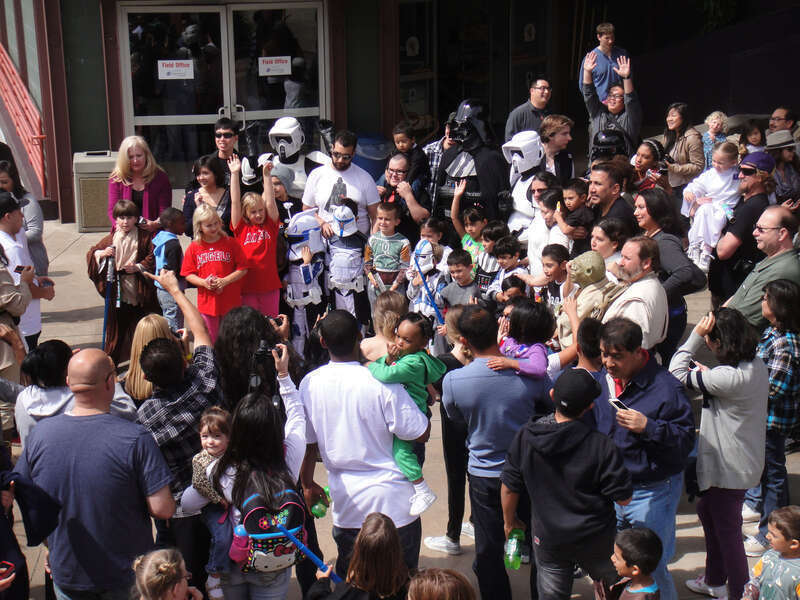 photo 2012 Pop Culture Geek
taken by Doug Kline

If you're interested in higher resolution versions of my images, contact me via my profile page.