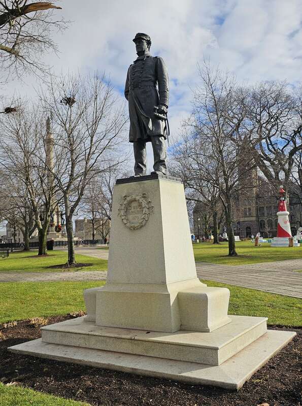 Statue of David Farragut in Hackley Park, Muskegon, Michigan