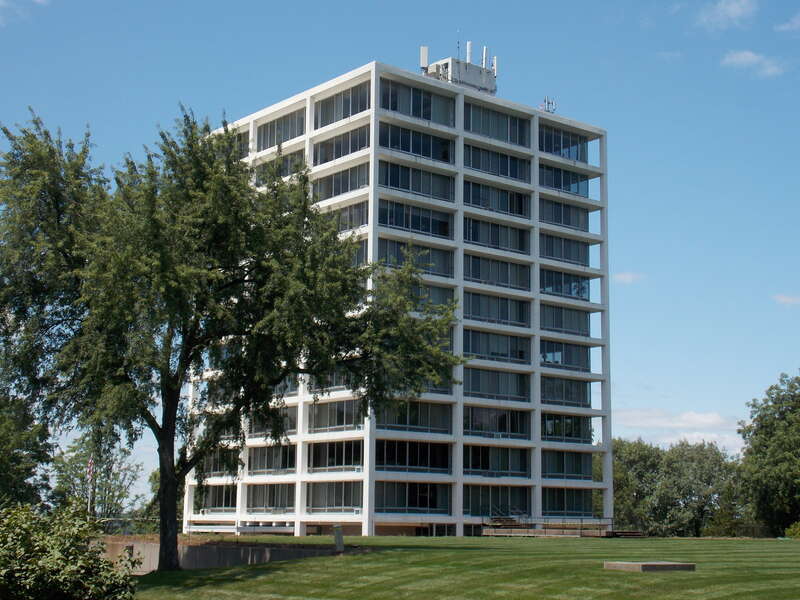 Steepmeadow Condominiums is the tallest building in Rock Island, Illinois.  It was designed by the Chicago architectural firm of Skidmore, Owings &amp;amp; Merrill.
