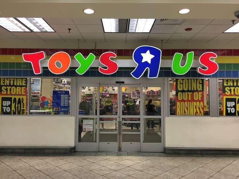 Toys R Us Hialeah Florida Closing Sale
