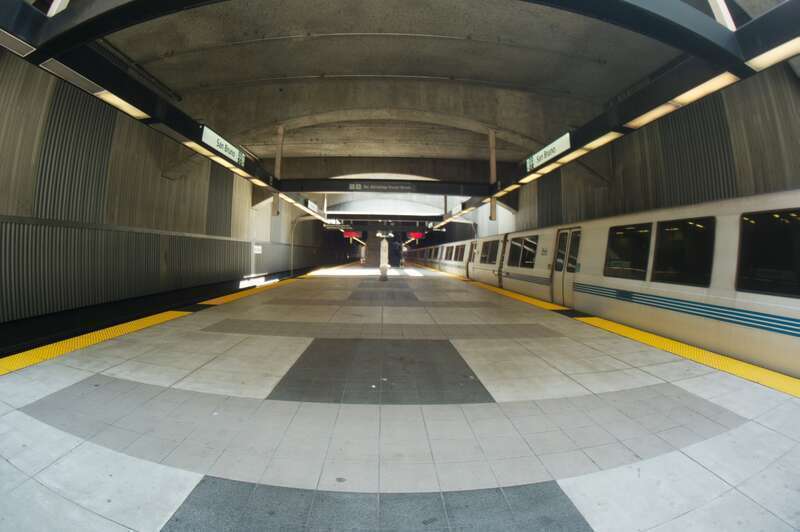 At the start, and ready to hop on the train. Quiet day all around.