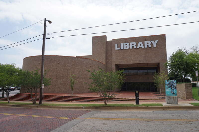 The Tyler Public Library in Tyler, Texas (United States).